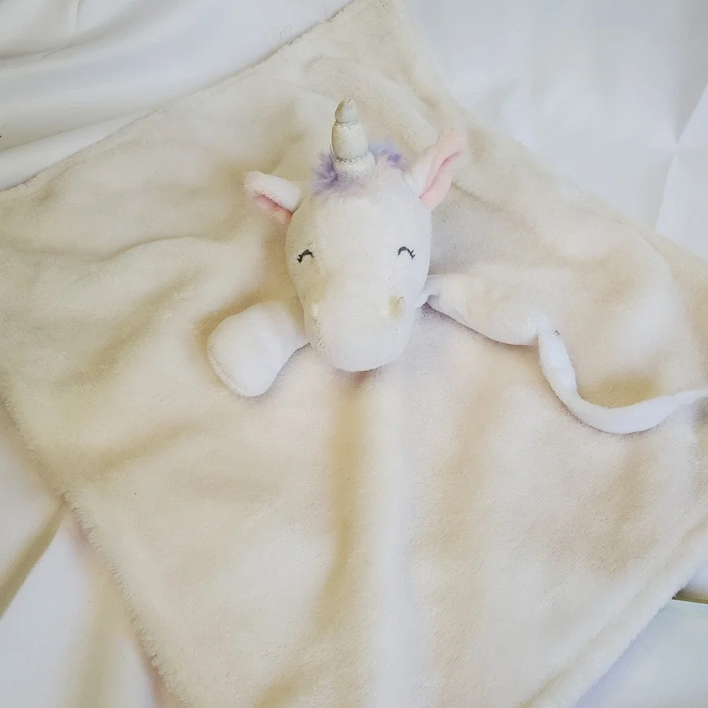 Carters Unicorn Lovey Pink and White with Silver Horn Soft‎ Security Blanket Toy